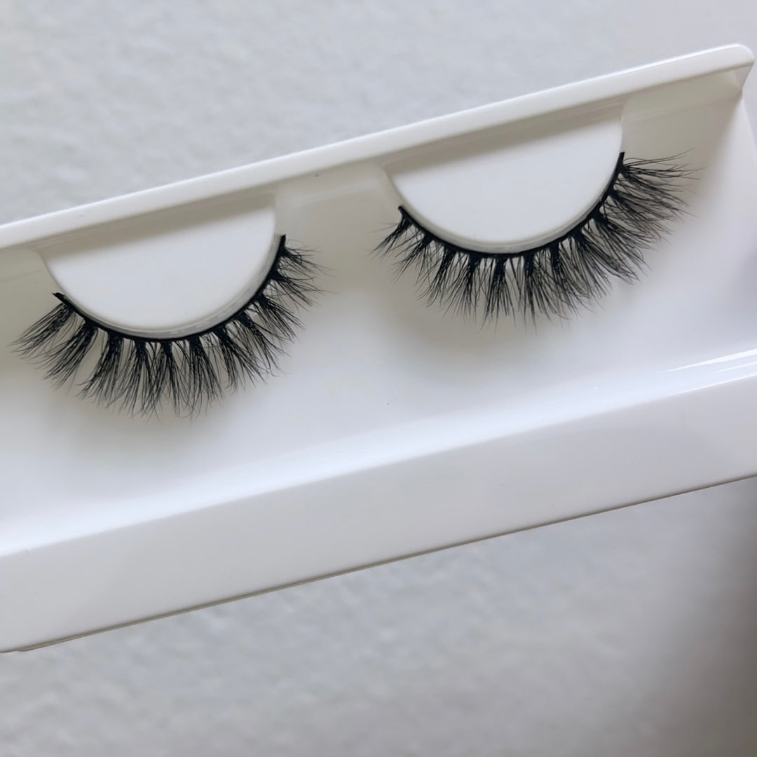 Elle Lashes
