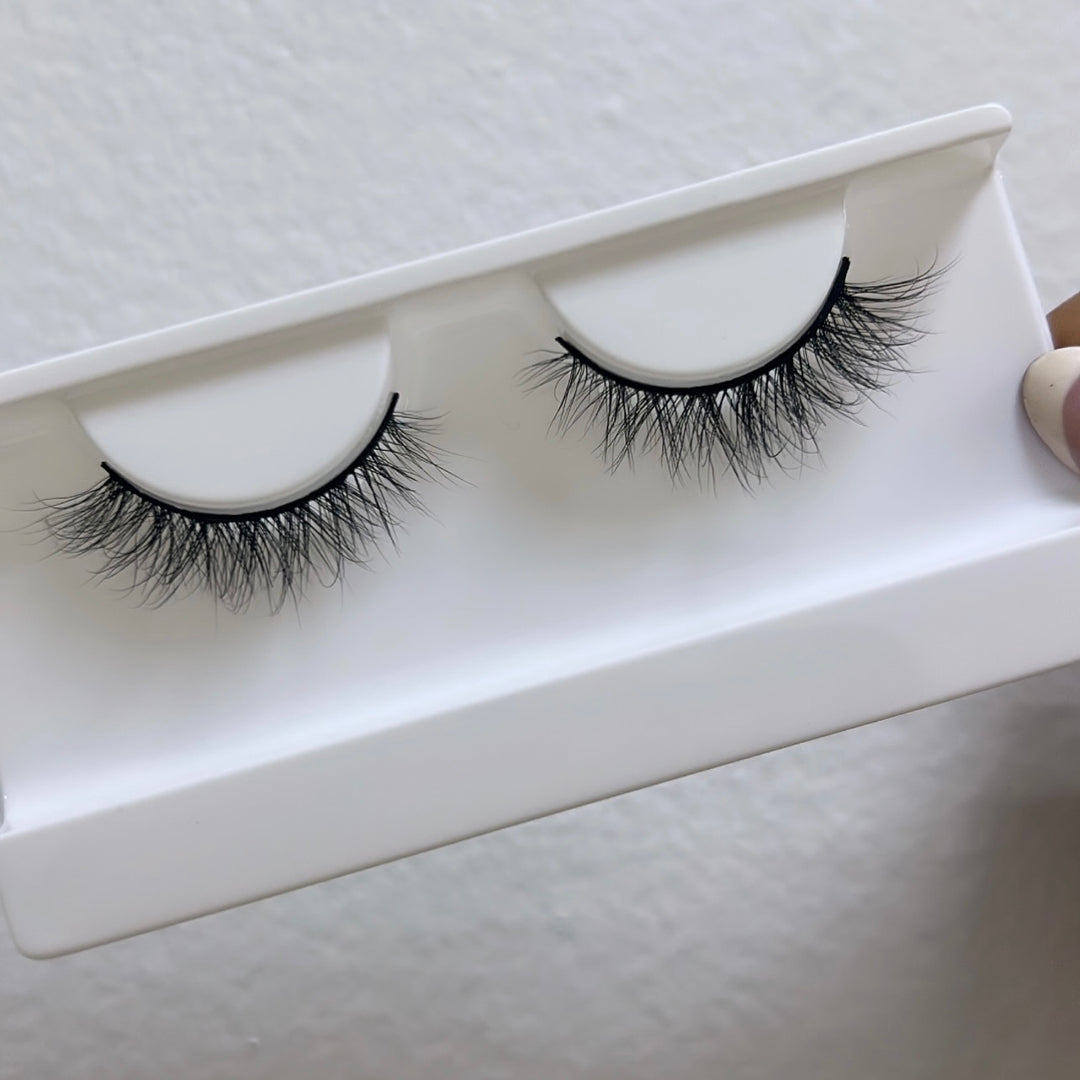 Sara Lashes